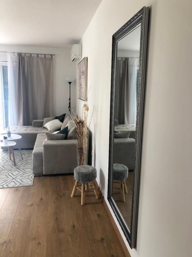 Apartment Flora Makarska Zewnętrze zdjęcie