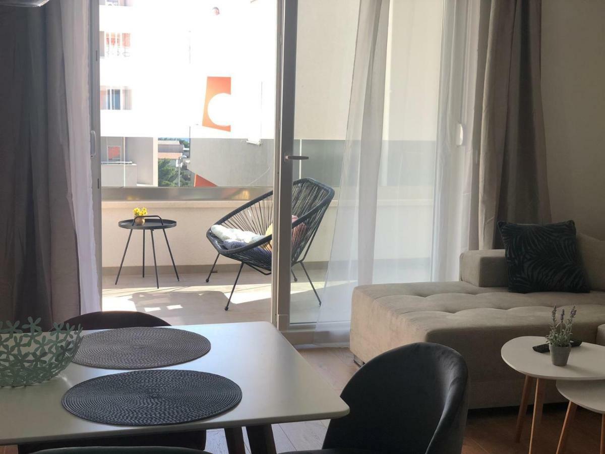 Apartment Flora Makarska Zewnętrze zdjęcie
