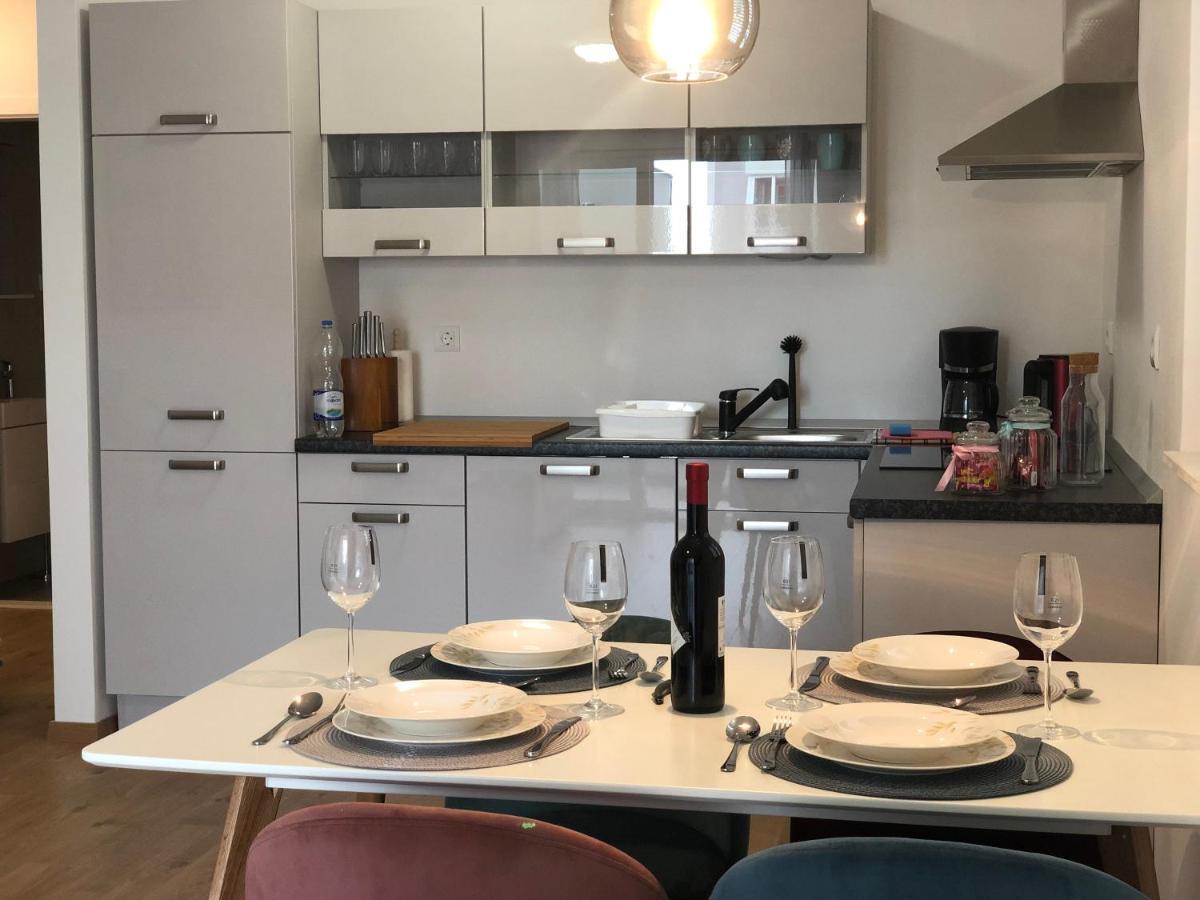 Apartment Flora Makarska Zewnętrze zdjęcie